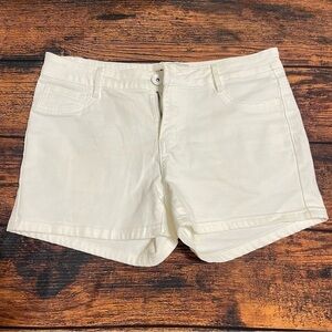 Love You White Denim Shorts LNC